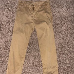 American Eagle Slim Straight Extreme Flex Khaki